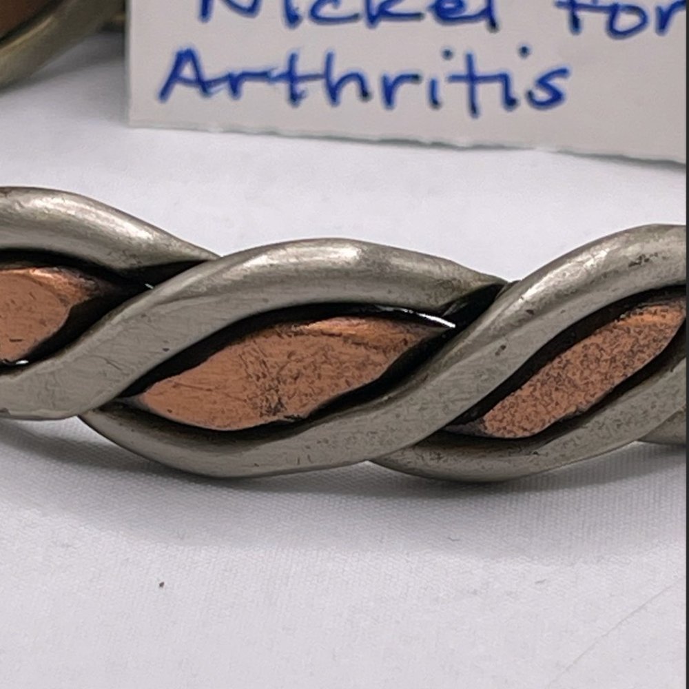 12.8.23.21- Wheeler copper and nickel bracelet for arthritis - Picture 4 of 4